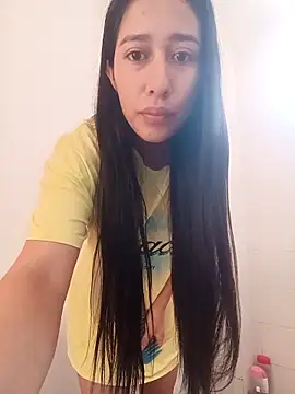 Amelia Rivas online show from 10/24/25, 12:56