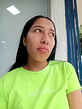 Amelia Rivas online show from 11/01/25, 08:00