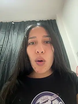 Snapshot of Amelia_Rivas chatting on 07/17/26, 02:18 Amelia Rivas online show from 07/17/26, 02:18