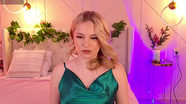 EllyLinn online show from 03/19/26, 05:17