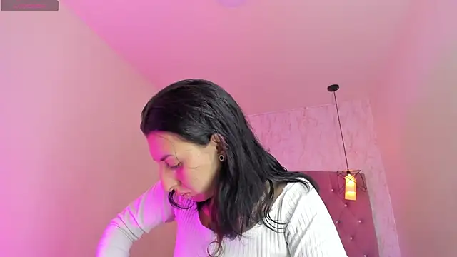 Iris  77 online show from 12/05/25, 11:52