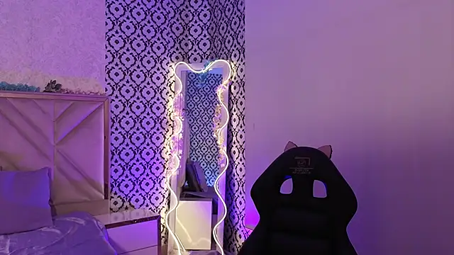 Ixchel tay online show from 03/02/26, 03:20