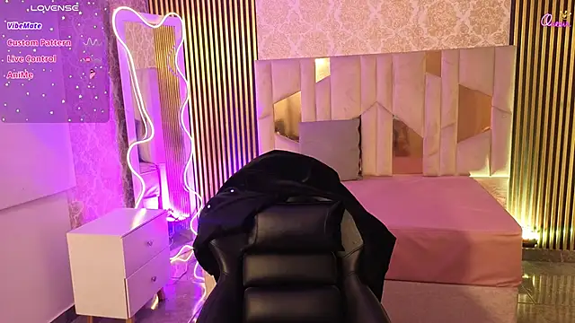 Ixchel tay online show from 03/24/26, 03:44