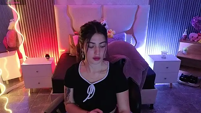 Ixchel tay online show from 04/23/26, 04:24