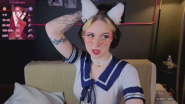 luna son online show from 02/28/26, 11:06