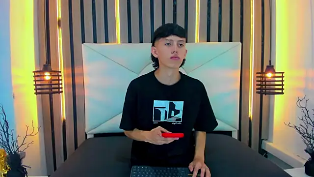 Snapshot of thaigo_twink38 chatting on 03/19/26, 07:51 thaigo twink38 online show from 03/19/26, 07:51