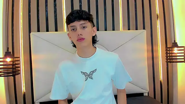 Snapshot of thaigo_twink38 chatting on 04/07/26, 03:51 thaigo twink38 online show from 04/07/26, 03:51