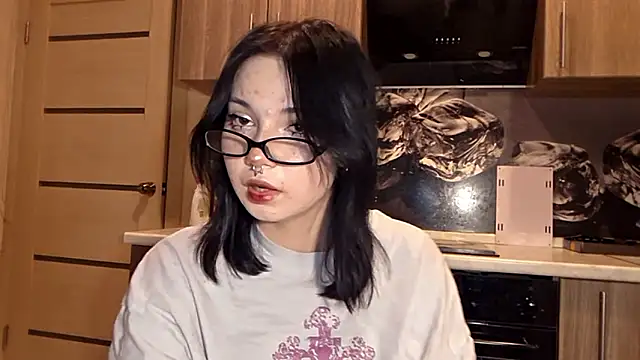 Snapshot of Beeping_Creature chatting on 03/02/26, 08:26 Beeping Creature online show from 03/02/26, 08:26