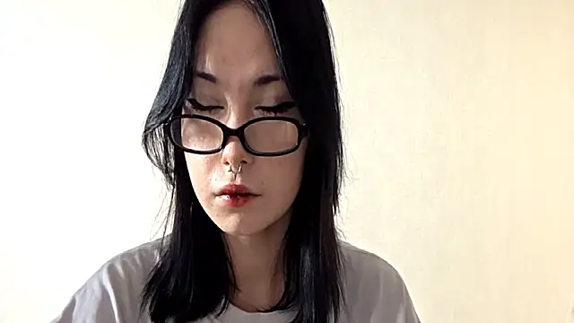 Snapshot of Beeping_Creature chatting on 03/04/26, 10:10 Beeping Creature online show from 03/04/26, 10:10