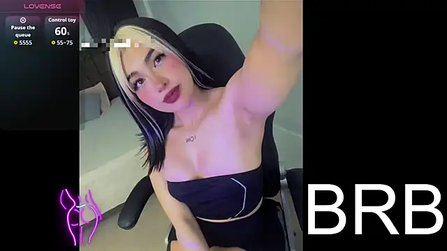 Maya Rivers online show from 12/23/25, 04:32