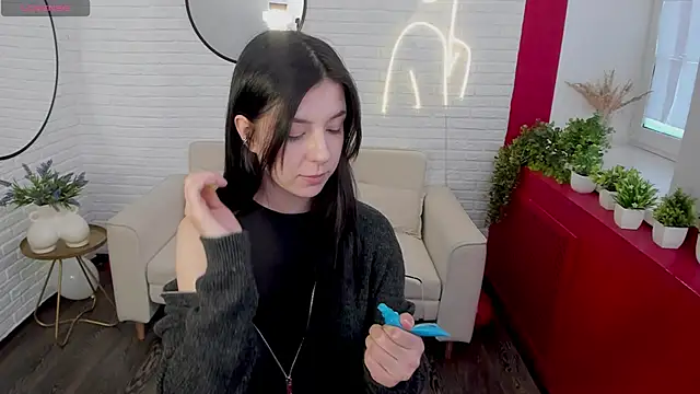 Snapshot of Azaliya_Haze chatting on 02/21/26, 05:41 Azaliya Haze online show from 02/21/26, 05:41