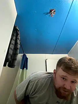 curiousbiguy420 online show from 09/28/25, 05:02