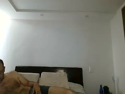 Snapshot of Mundodeplacer chatting on 10/01/25, 04:02 Mundodeplacer online show from 10/01/25, 04:02