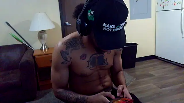 thefreakscomeoutatnight online show from 04/25/26, 07:00