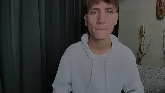 ZackMaye online show from 10/08/25, 03:26