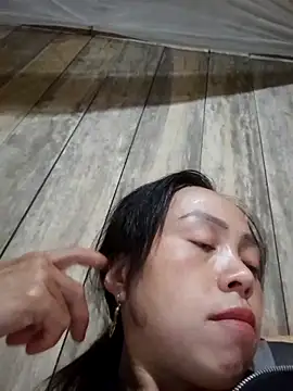 Tuyet xx online show from 10/20/25, 03:29