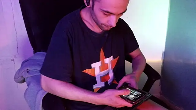 highinhtxx online show from 03/25/26, 07:14