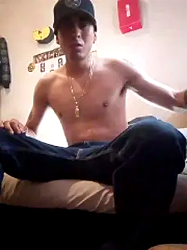 Tucloroformosexxx online show from 04/17/26, 10:46