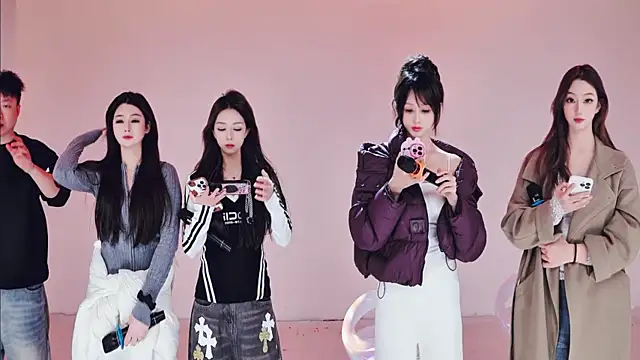 Comebaby-007 online show from 01/15/26, 08:41