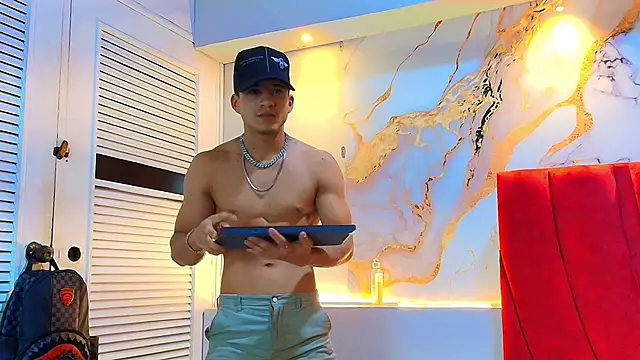 daniscot online show from 10/06/25, 03:48