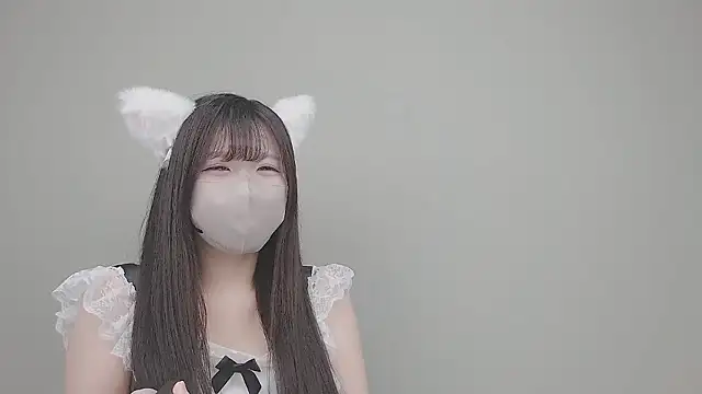 Snapshot of Pome_18_cute chatting on 10/09/25, 04:10 Pome 18 cute online show from 10/09/25, 04:10