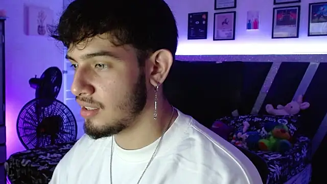 Sebasxxl12 online show from 10/04/25, 10:52