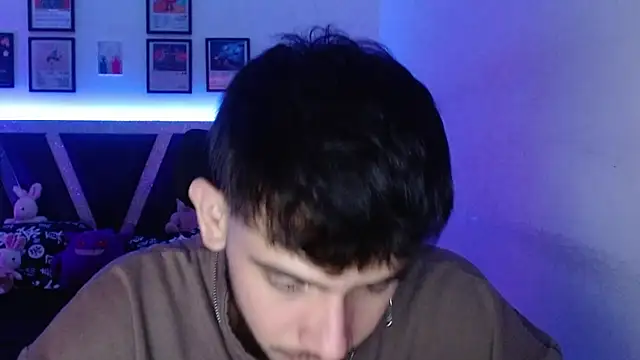 Sebasxxl12 online show from 10/11/25, 01:42