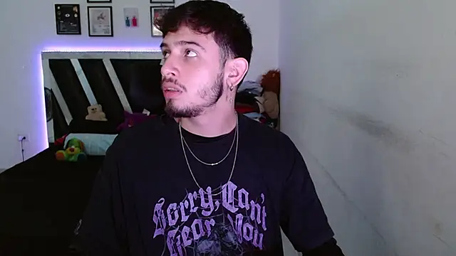 Sebasxxl12 online show from 01/07/26, 09:28