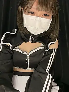 Snapshot of Nyamo-chan chatting on 11/07/25, 10:26 Nyamo-chan online show from 11/07/25, 10:26