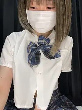Snapshot of Nyamo-chan chatting on 12/22/25, 10:18 Nyamo-chan online show from 12/22/25, 10:18