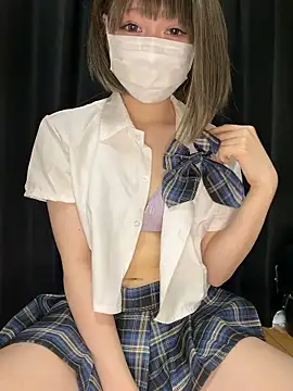 Snapshot of Nyamo-chan chatting on 02/12/26, 04:18 Nyamo-chan online show from 02/12/26, 04:18