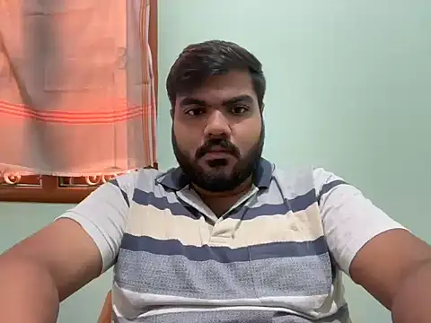 Snapshot of Romeo_Sam2 chatting on 10/22/25, 04:46 Romeo Sam2 online show from 10/22/25, 04:46