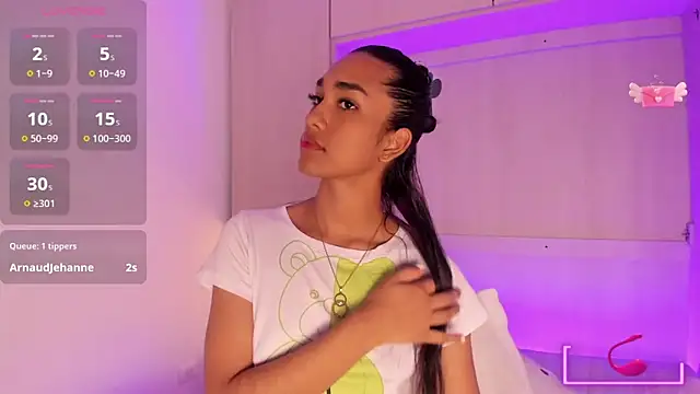 AnahiCollins online show from 11/04/25, 11:42