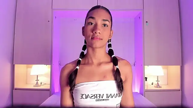 AnahiCollins online show from 03/08/26, 12:09