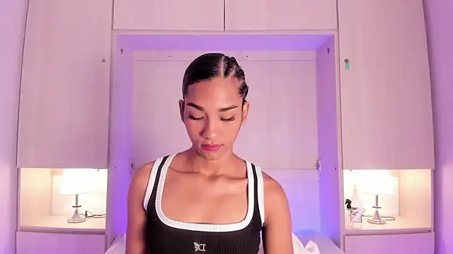 AnahiCollins online show from 05/14/26, 11:39
