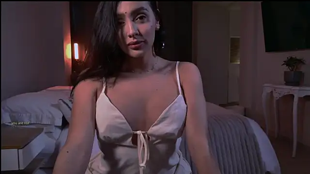 Milana De online show from 10/27/25, 10:36