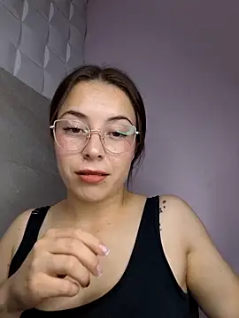 EmmaValencia  online show from 11/13/25, 03:22