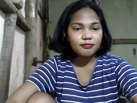 Snapshot of sweetlexypinay19 chatting on 06/26/26, 11:42 sweetlexypinay19 online show from 06/26/26, 11:42