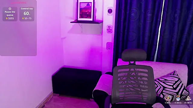  evee  online show from 11/13/25, 03:55