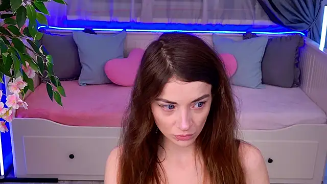 NikkaBush online show from 10/21/25, 05:19