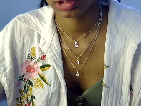 Snapshot of sabanamkha chatting on 10/29/25, 05:14 sabanamkha online show from 10/29/25, 05:14