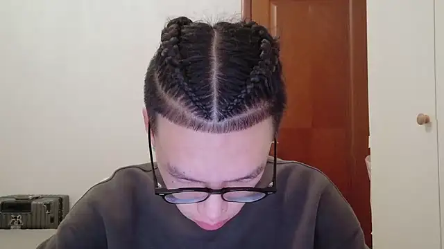 hangzi-0011 online show from 10/09/25, 09:40