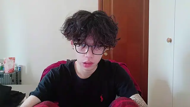 hangzi-0011 online show from 10/17/25, 05:54