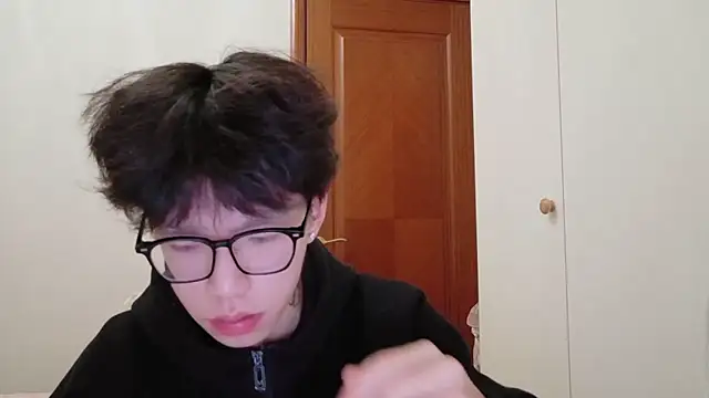 hangzi-0011 online show from 11/20/25, 12:05