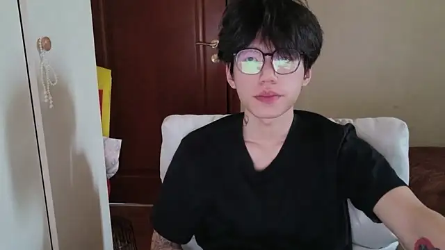 hangzi-0011 online show from 03/03/26, 08:53