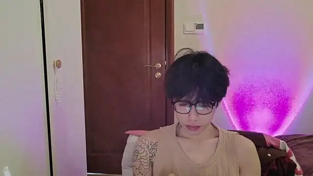 hangzi-0011 online show from 03/04/26, 08:42