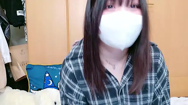 YUKINA 00 online show from 04/24/26, 02:52