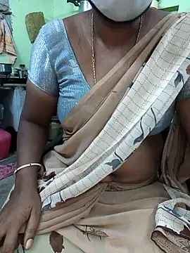 Snapshot of Tamilselviroja- chatting on 10/10/25, 04:28 Tamilselviroja- online show from 10/10/25, 04:28