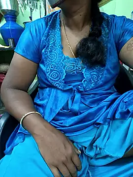 Snapshot of Tamilselviroja- chatting on 10/16/25, 03:57 Tamilselviroja- online show from 10/16/25, 03:57