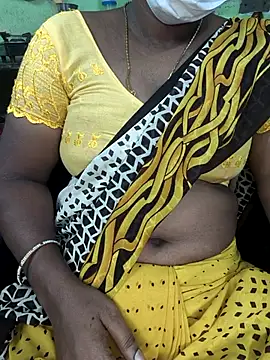 Snapshot of Tamilselviroja- chatting on 10/23/25, 04:17 Tamilselviroja- online show from 10/23/25, 04:17